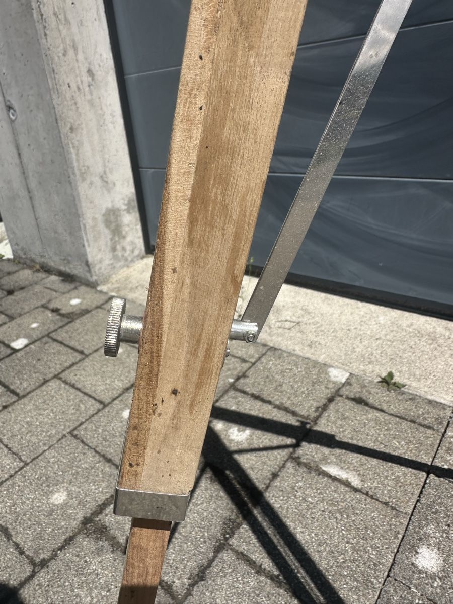 Treppiedi & Teste: Vintage Lampenstativ holz – Usato da Wolfhalden venduto da Saemy77 3