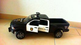 Polizeispielzeug Auto