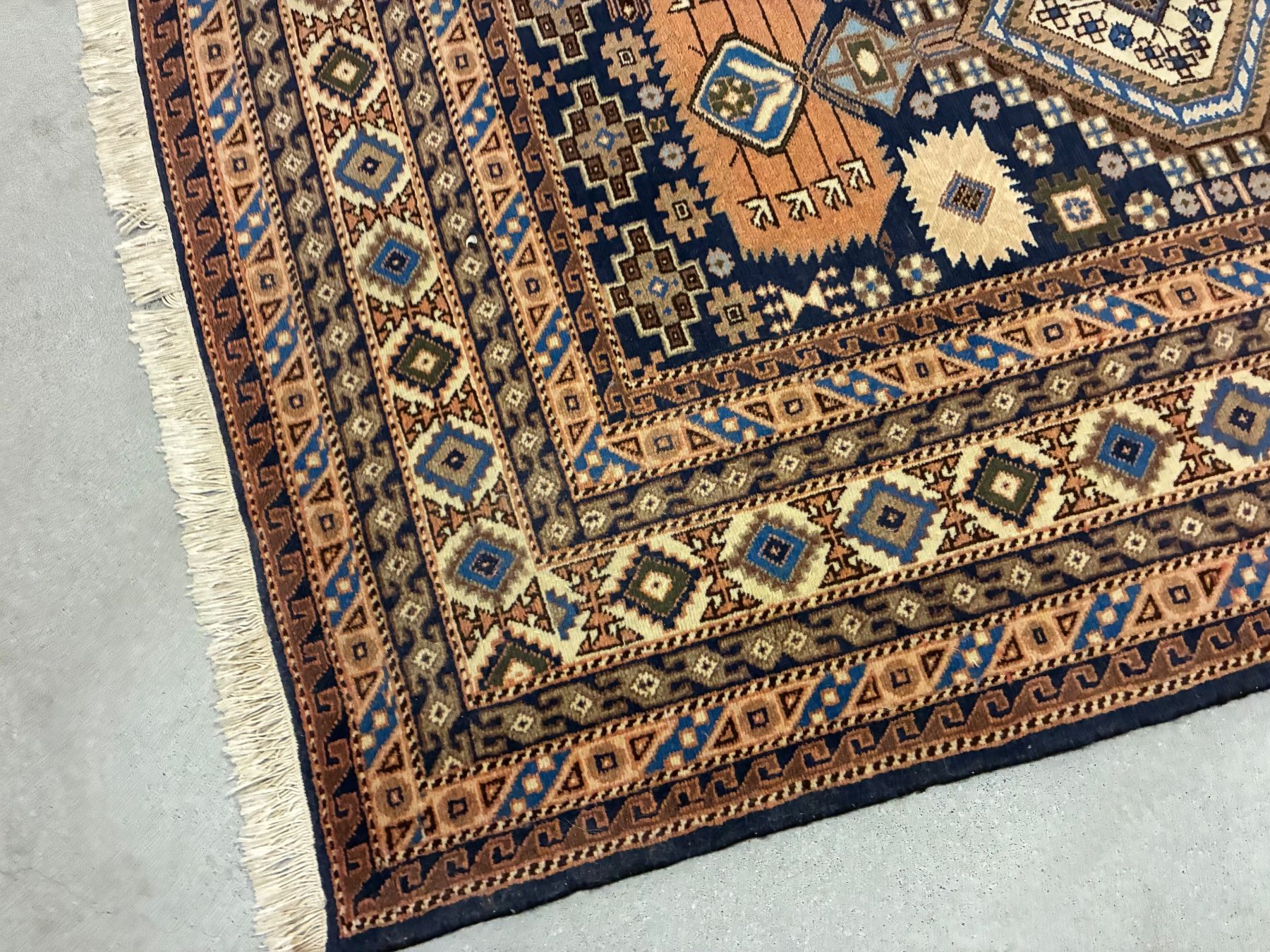 Tappeti: Teppich Sauber erhalten – Usato da Hendschiken venduto da zkos 3