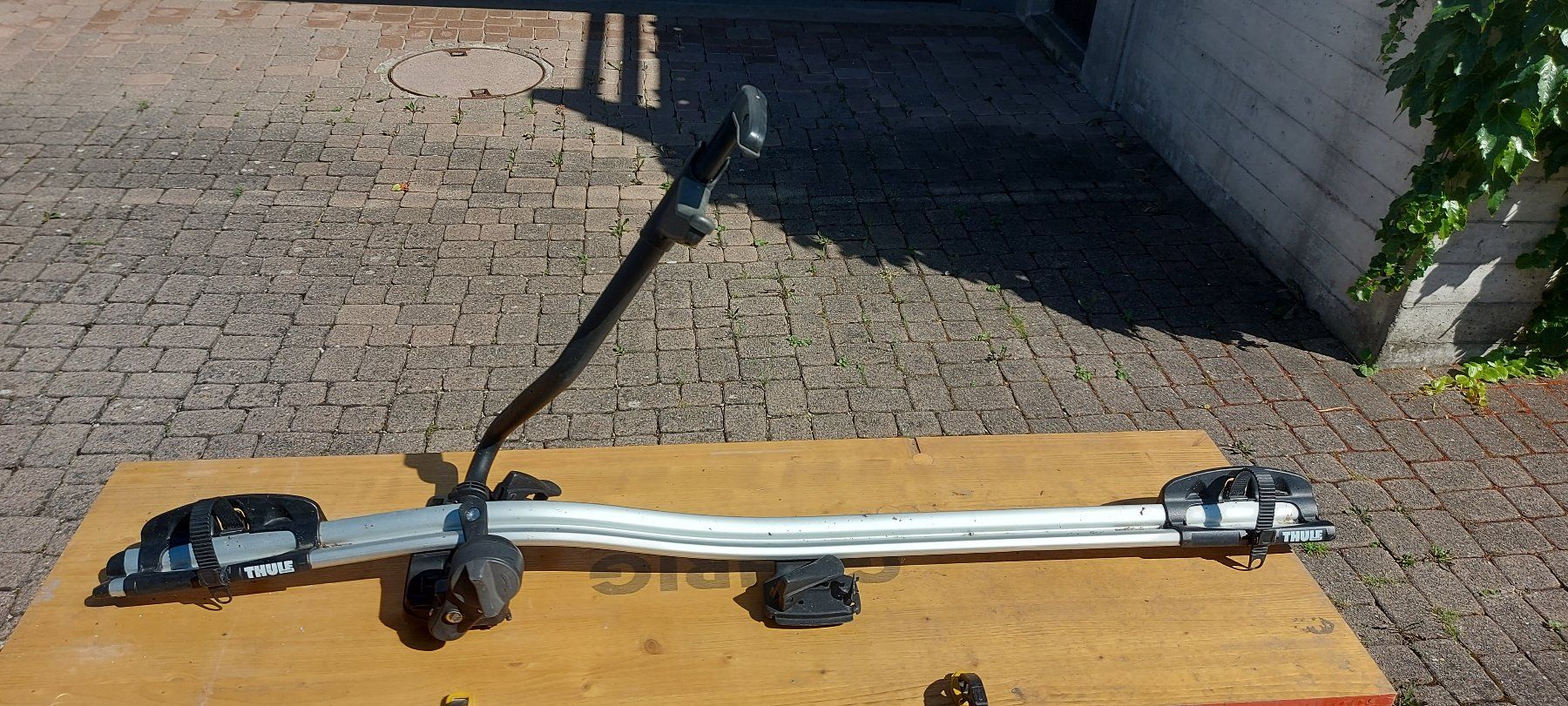 Thule Barres de toit: Dachveloträger Thule – D'occasion à Rickenbach b. Wil par Brauni 2