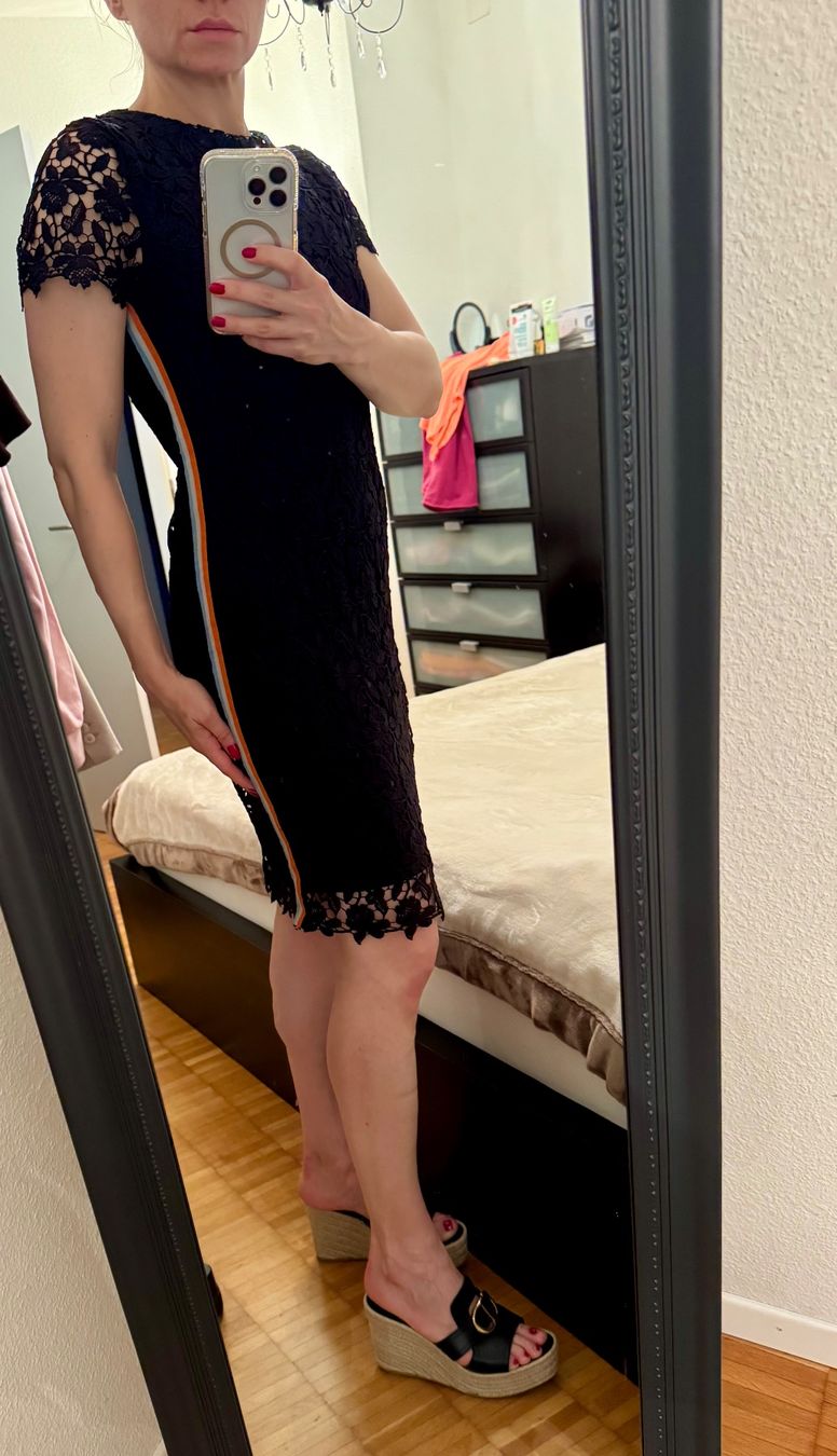 Hugo Boss Kleider: Hugo Boss Damenkleid – Gebraucht aus Zürich von VictoriaGVA 1