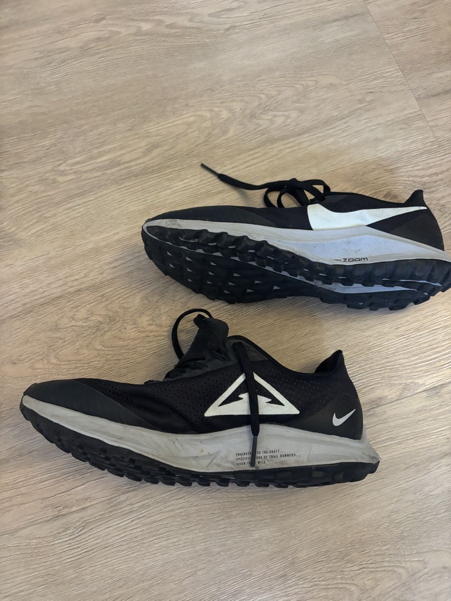 Nike Scarpe da donna: Nike Trail Run Shoe Pegasus – Nuovo (secondo la descrizione) da Männedorf venduto da Topolina87 1