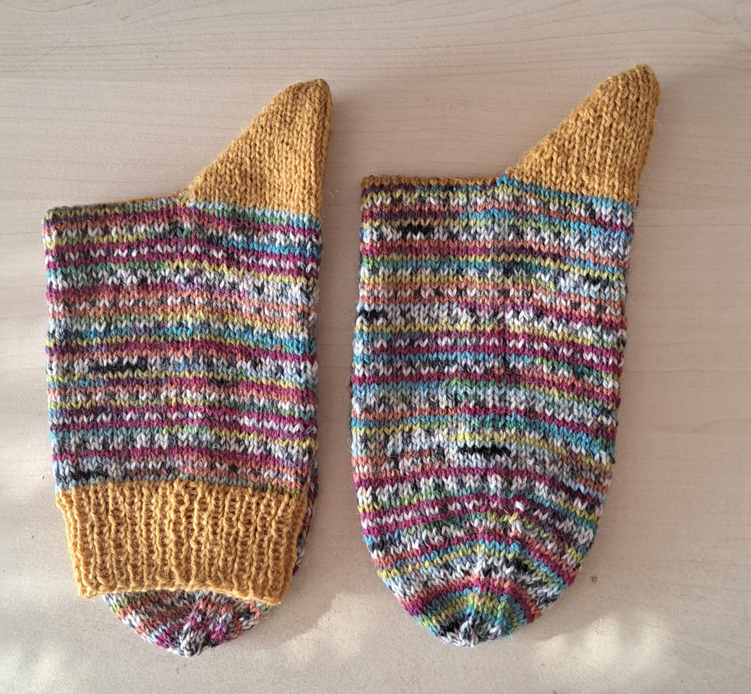 Calze per bambini: Handgestrickte Kindersocken_5, Gr. 34/35 – Nuovo e nell'imballaggio originale da Romanshorn venduto da Octa27 1