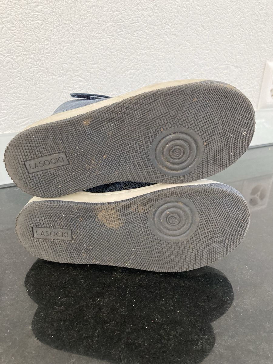 Chaussures filles: Stiefeltten – D'occasion à Röschenz par rah_8hkj 3