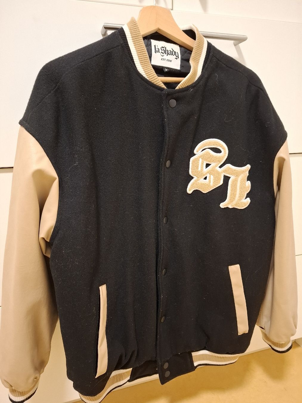 Giacche: College Jacke La Shady – Usato da Schöftland venduto da Eichboy