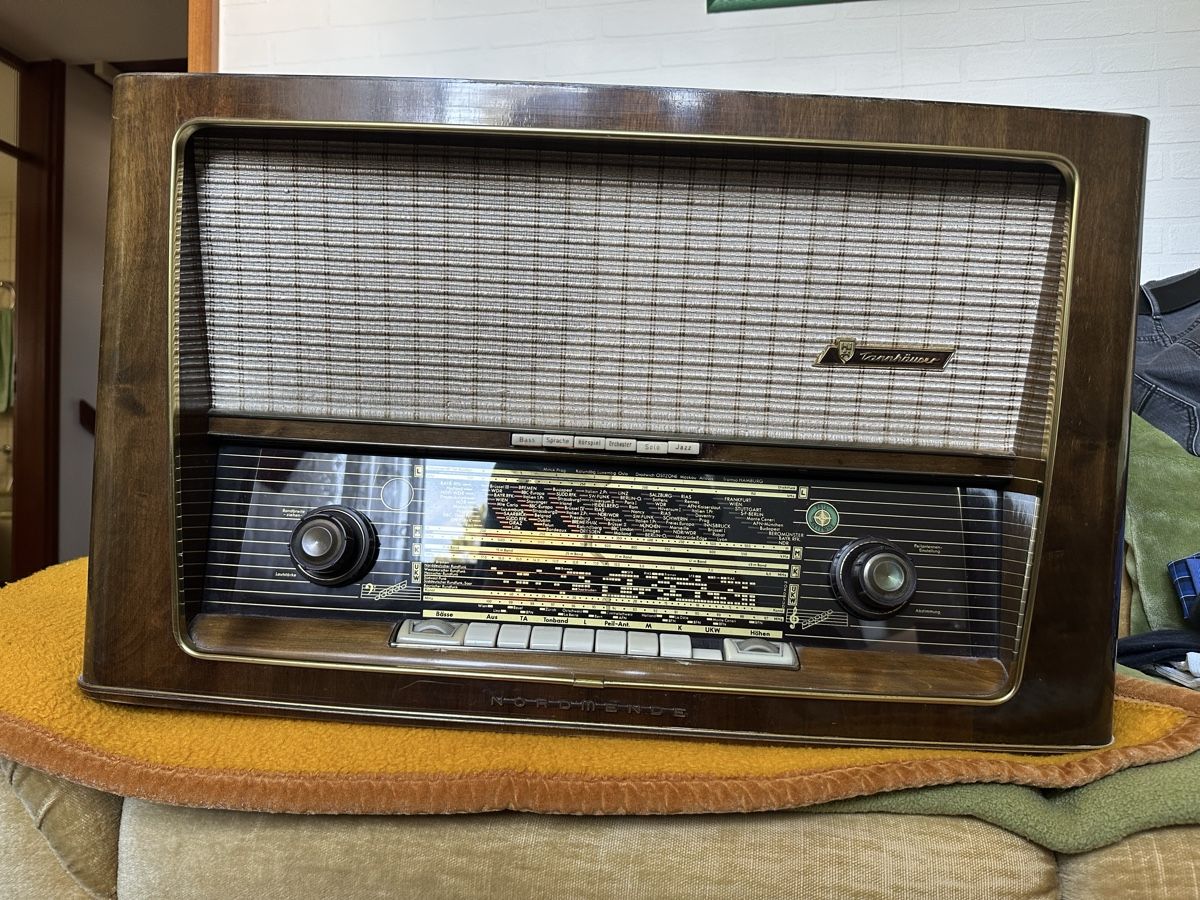 Nordmende Radios: Röhrenradio – D'occasion à zollikon par mme_kwf2