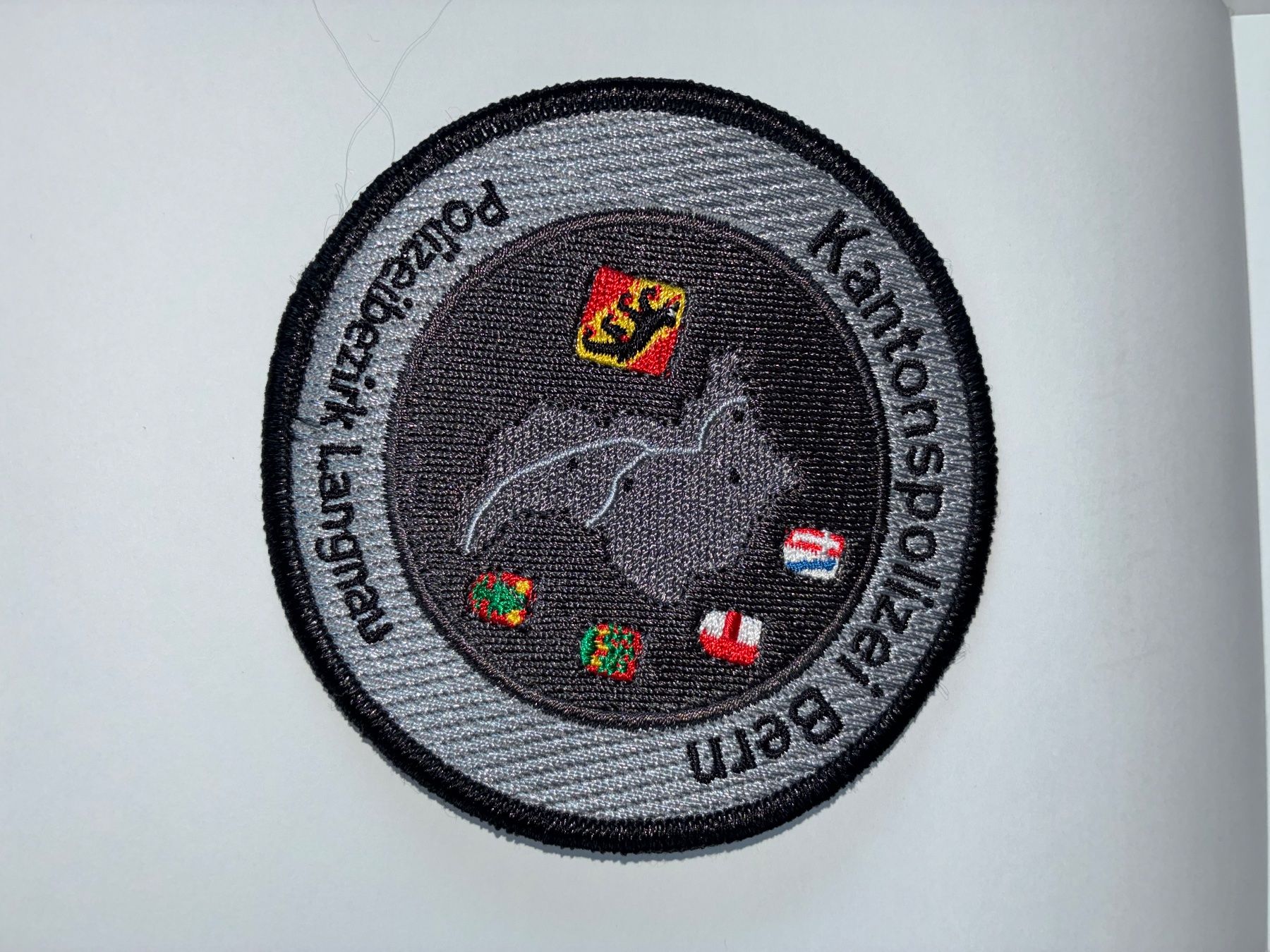 Schweizer Armee Toppe: Original Patch Kantonspolizei Bern    Langnau – Usato da Oberiberg venduto da reimet