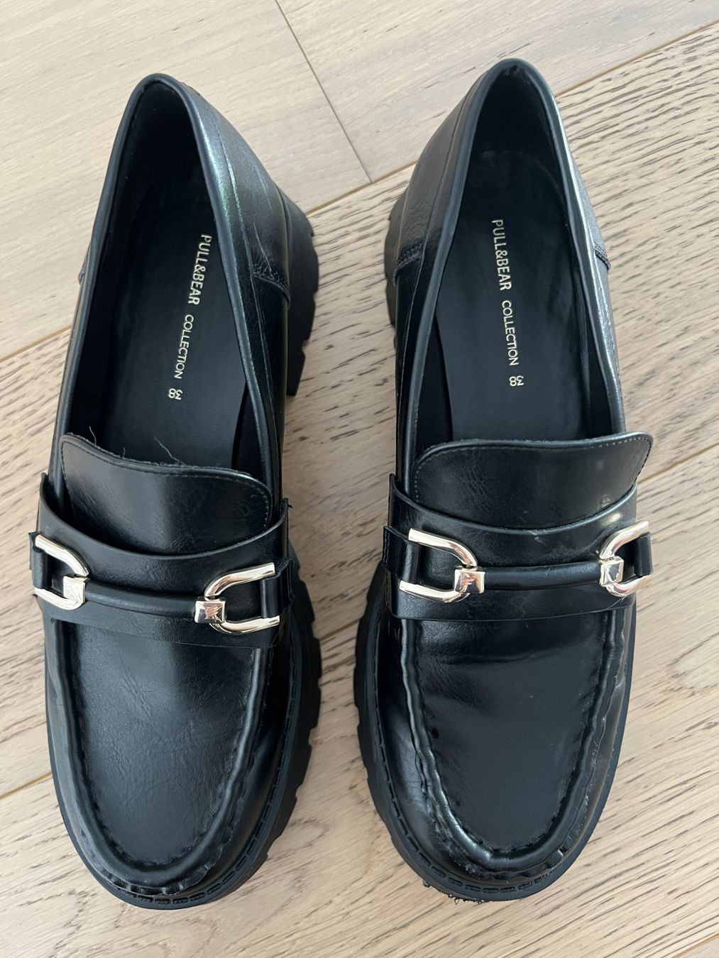 Pull&Bear Scarpe da donna: Mocassins Pull&Bear noir taille 38 – Usato da Orsières venduto da far_5lp2