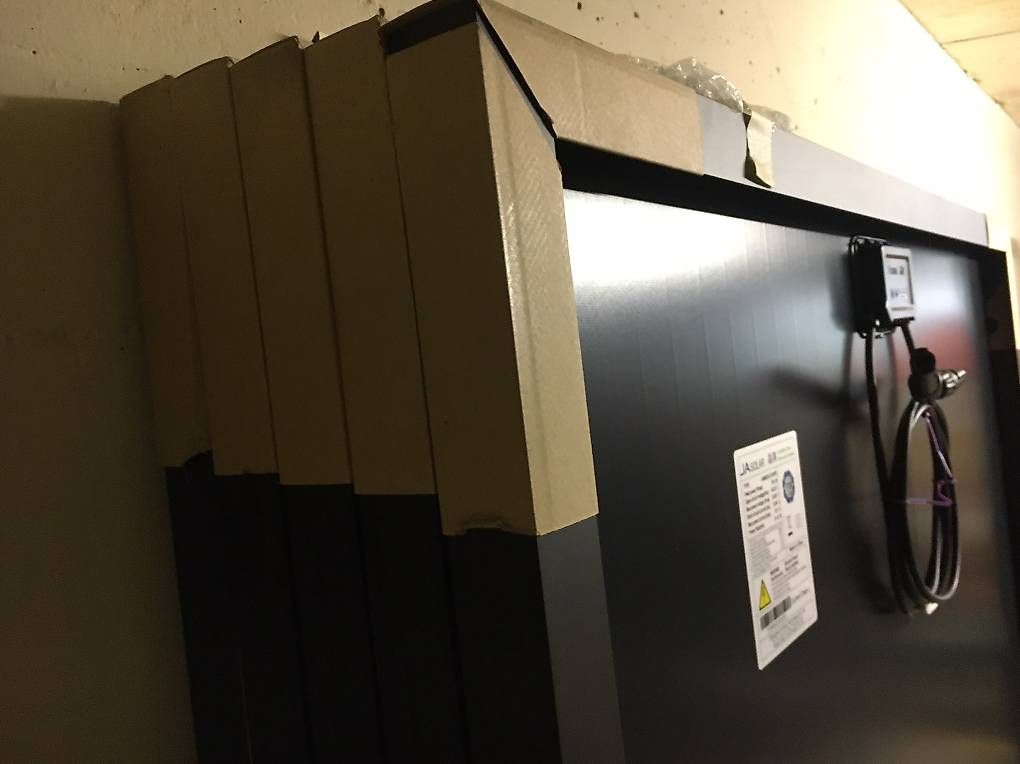 Dispositivi a energia solare: Solarpanelle 310Wp – Usato da Berneck venduto da Rhimi 1