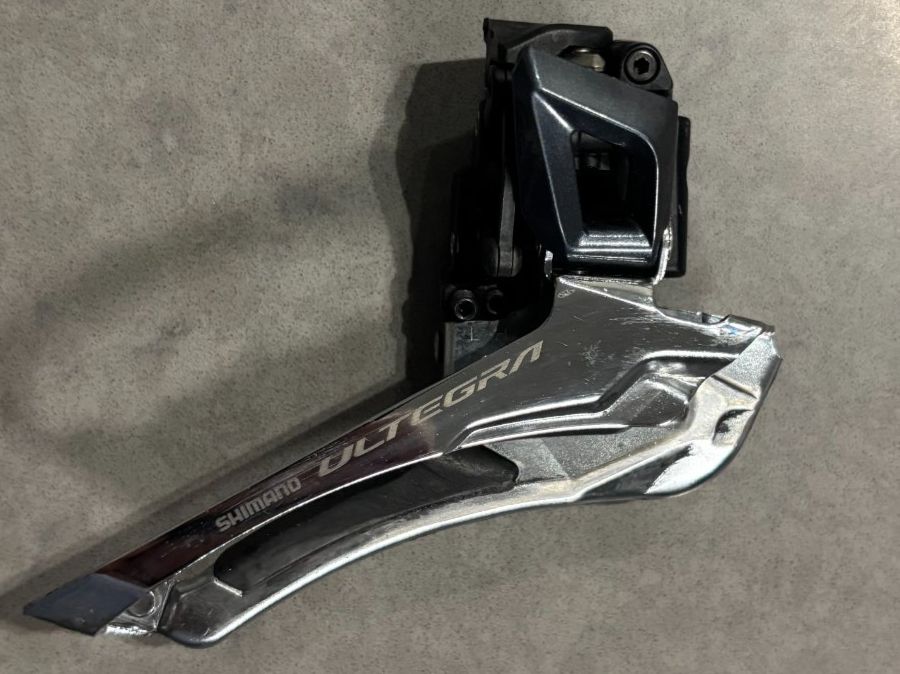 Shimano Pezzi di ricambio: Shimano Ultegra 11-speed mechanical front derailleur. – Usato da Bellinzona venduto da ita_8x8s