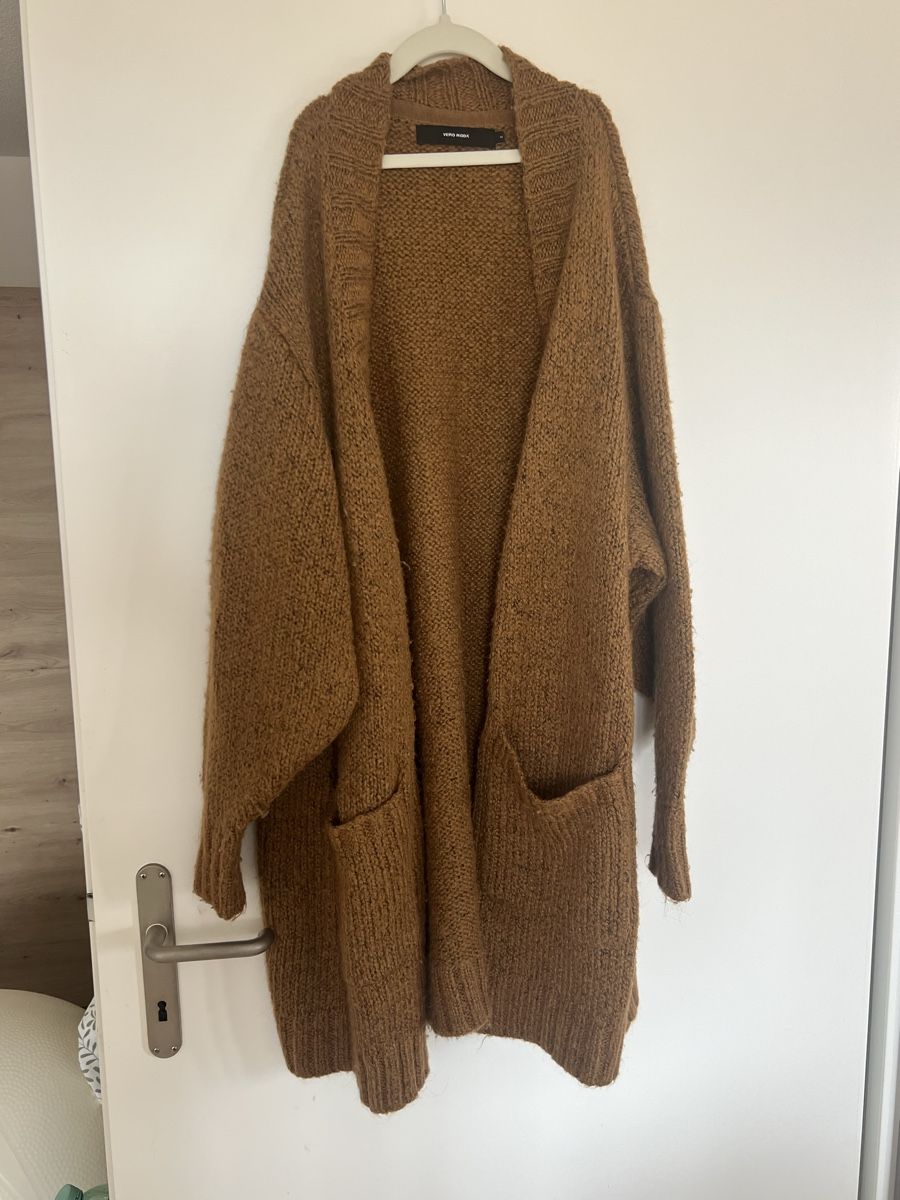 Vero Moda Giacche: Cardigan Grösse M braun – Usato da Oberdiessbach venduto da Wiederliebe