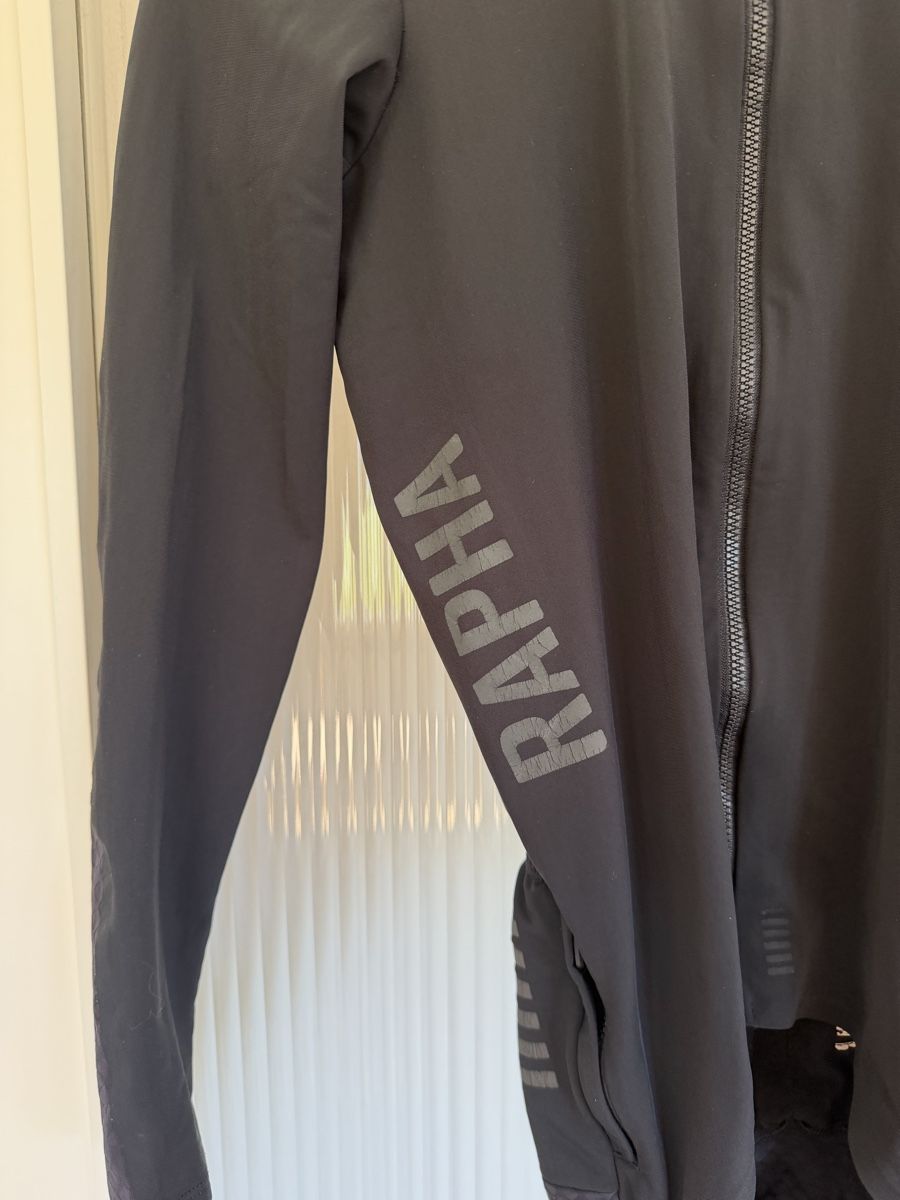 Rapha Leibchen & Hosen: Rapha men’s pro team aero jersey black size small – Gebraucht aus Uster von ann_658q 2