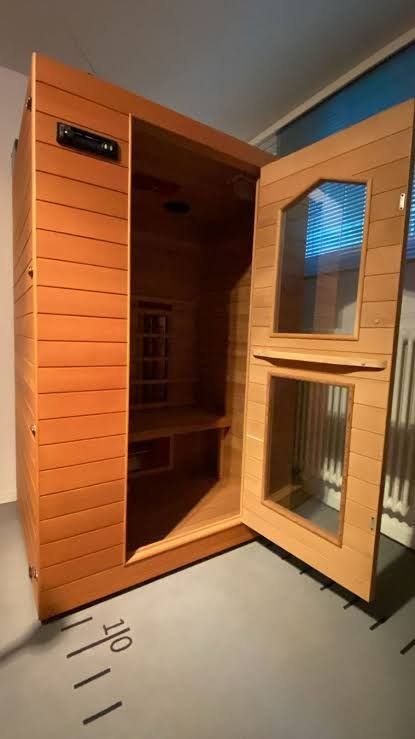 Sauna & Accessori: Infrarot-Sauna – Usato da Uster venduto da Schnifi01 2