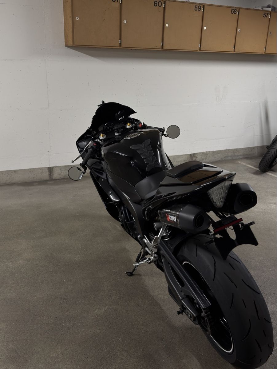 Yamaha Strada: Yamaha YZF-R1 rn19 – Usato da Basel venduto da luc_6rpm 2