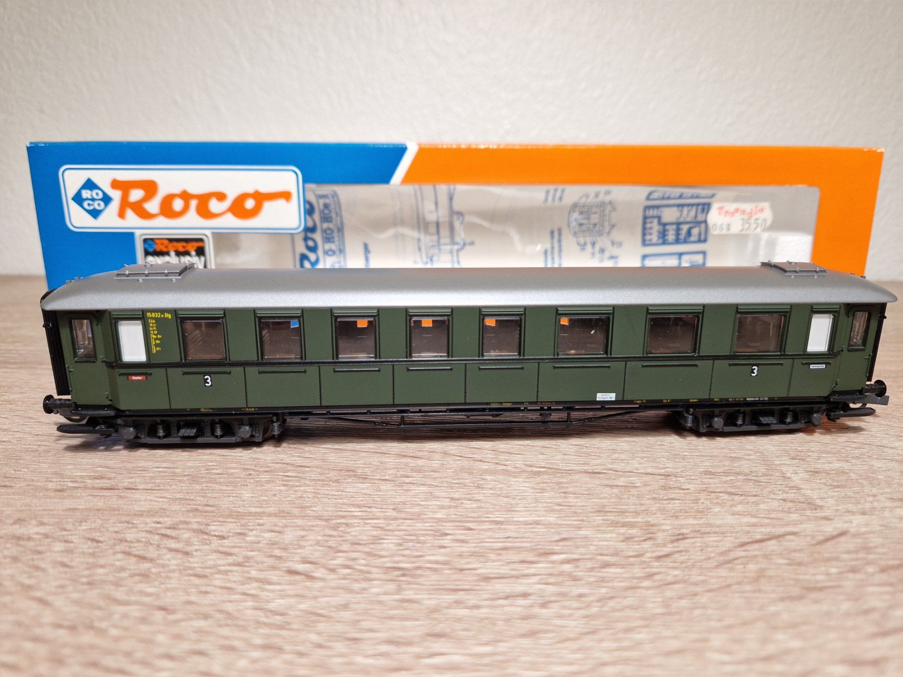 Roco Modellini di ferrovie: Roco 44539 Personenwagen 3.Kl DB H0 – Usato da St-Aubin-Sauges venduto da tantome 1