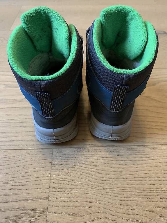 Scarpe per ragazzi: Winterstiefel  – Usato da Basel venduto da Frani010 2