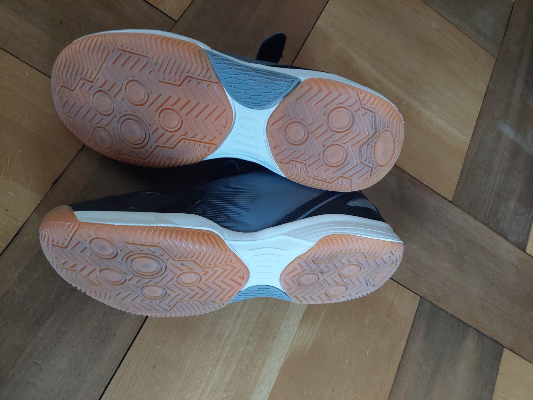 Jako Scarpe da donna: Jako Hallen-Turnschuhe Grösse 40 – Usato da Beckenried venduto da Havacola 7