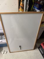 Whiteboard Magnettafel Holzrahmen guter Zustand 60x90cm