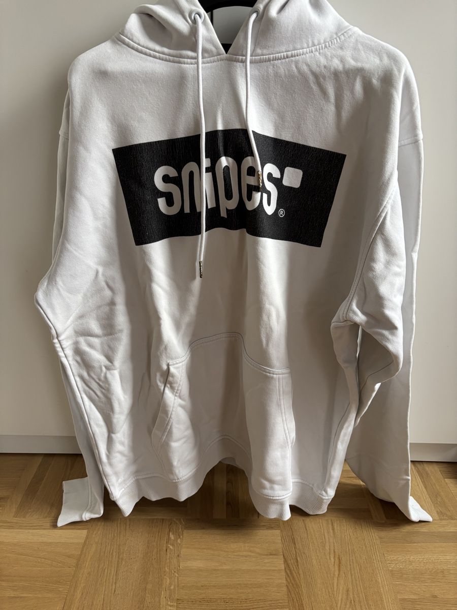 Snipes Maglioni & Felpe: Snipes Kapuzenpullover – Usato da Basel venduto da rebecca_b