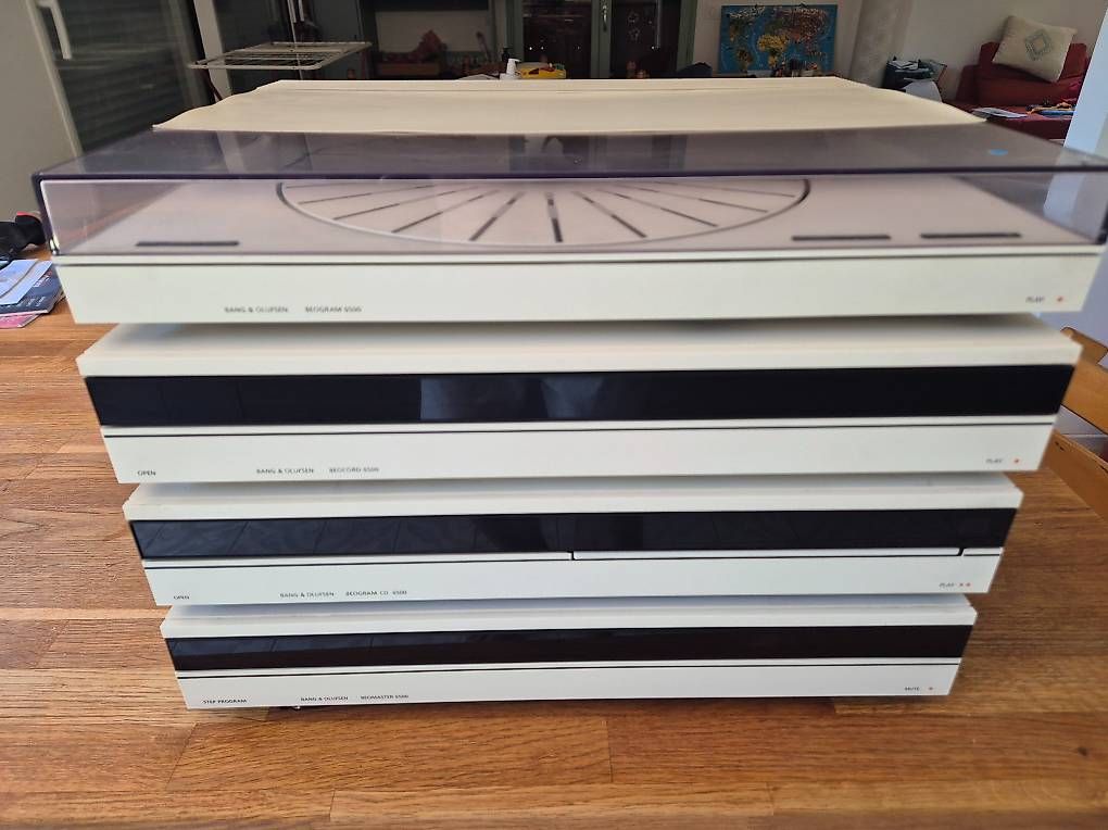 Lettore multimediale & Streamer: Bang & Olufsen Beosystem 6500 Blanc + Beolab Penta II – Usato da Hermance venduto da batoukhan 1