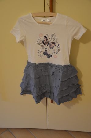 TAILLE 128-134 - JOLIE ROBE NEU