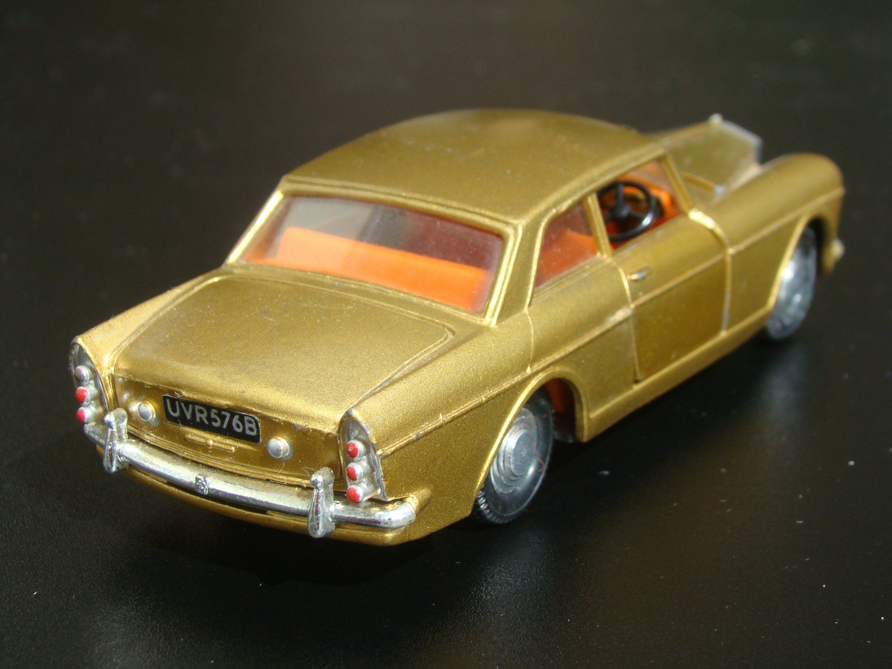 Dinky Toys Modellini d'auto: Dinky Rolls Royce Silver Cloud III gold Nr 127 selten – Usato da Walzenhausen venduto da Vanquish711 4