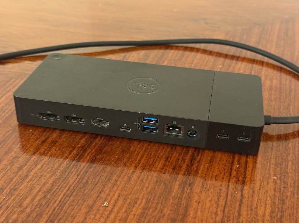 Dell Docking station: Dell WD22TB4 Docking Thunderbolt 4 – Usato da Morges venduto da markman007