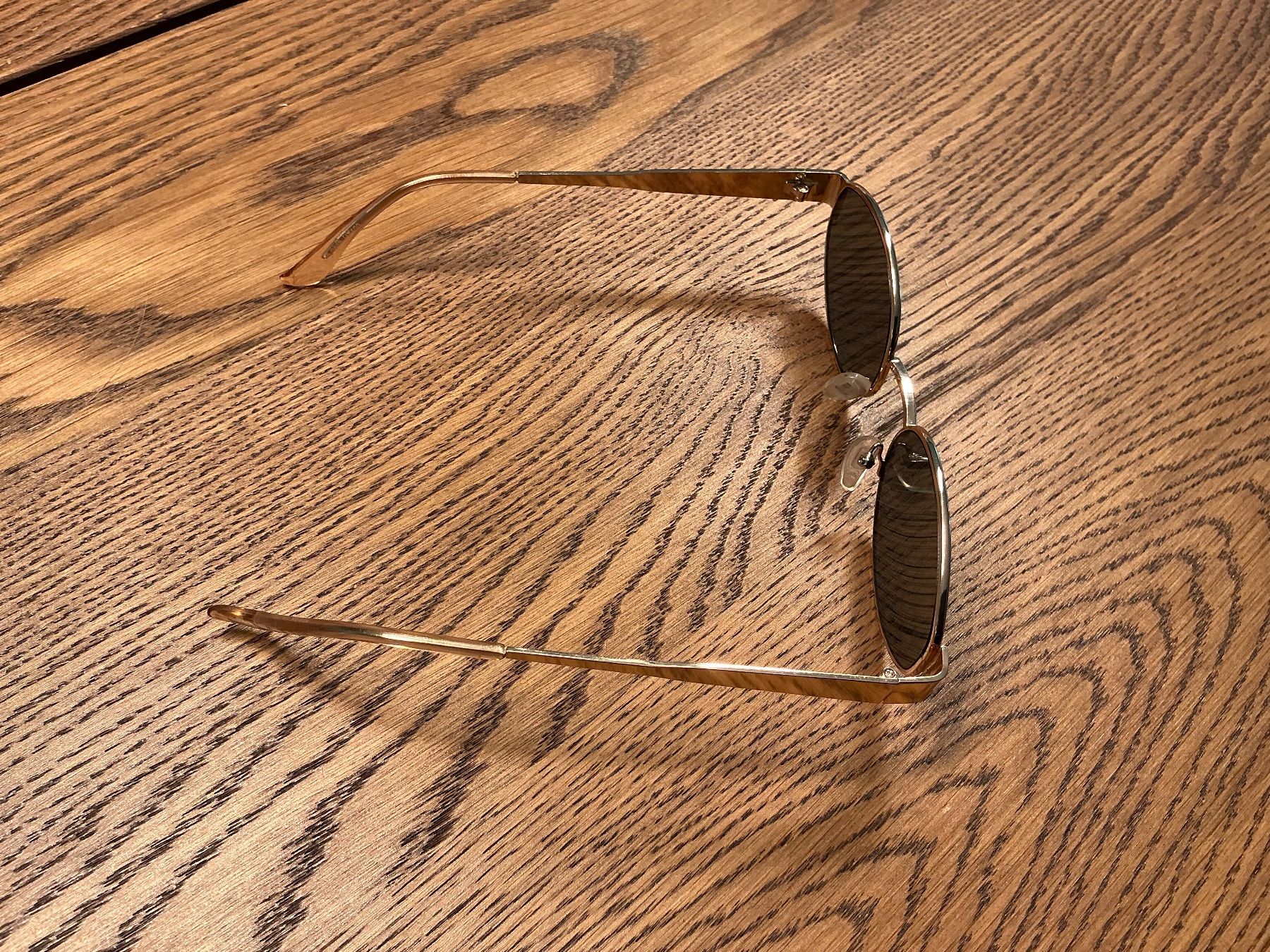 Occhiali & Lenti: Vintage Sonnenbrille mit Goldrahmen – Usato da Würenlos venduto da sweety5436 1