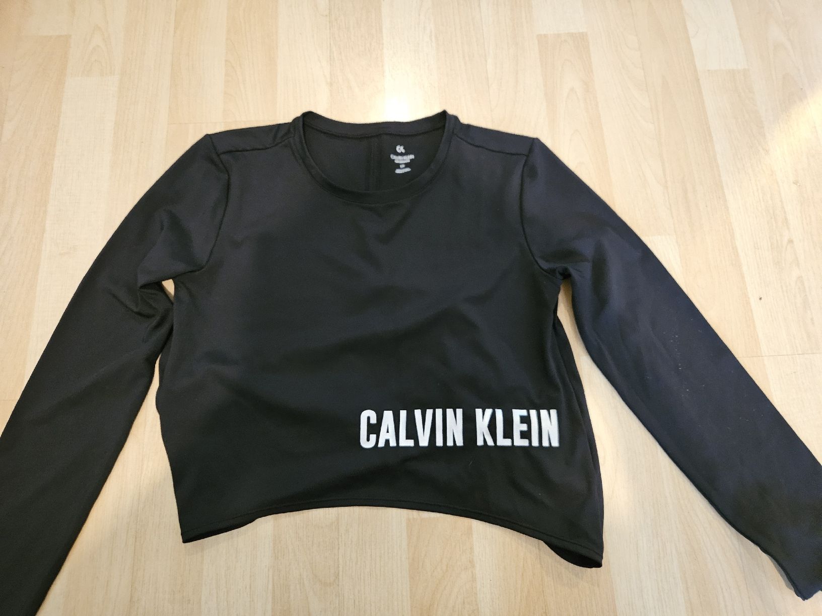 Calvin Klein Maglioni & Felpe: Calvin Klein Performance Longsleeve Schwarz, Gr. S – Nuovo (secondo la descrizione) da Bern venduto da nad_nyx6
