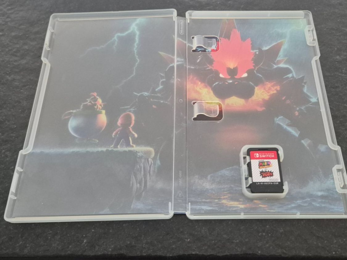 Nintendo Konsolen: Neuwertig: Nintendo Switch OLED Weiss+2 Controller+3D Mario – Neu (gemäss Beschreibung) aus Zeiningen von McEddie_1297 3