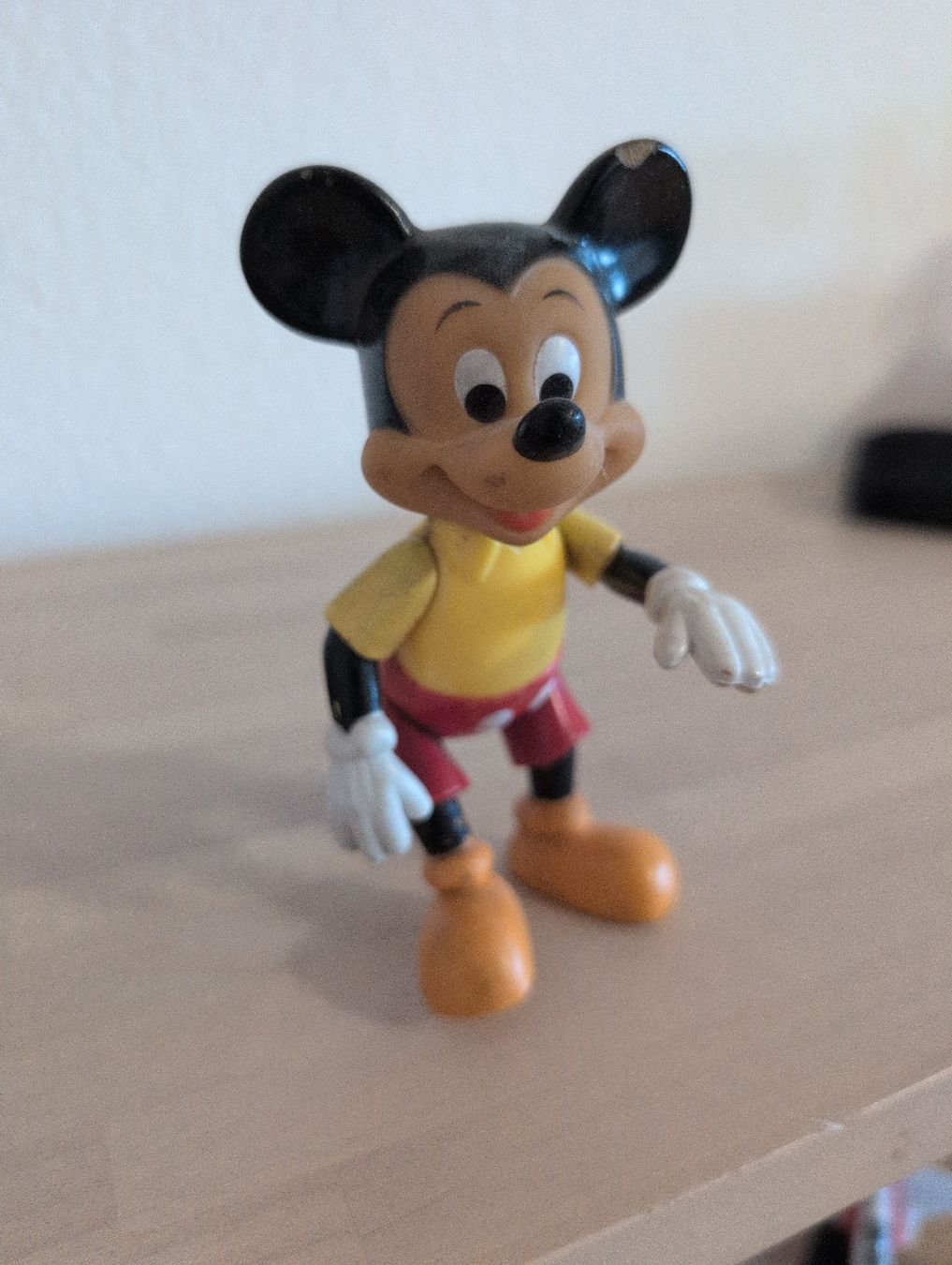 Disney Figuren: Vintage Mickey Mouse Figur – Gebraucht aus Roggwil BE von MA-4900