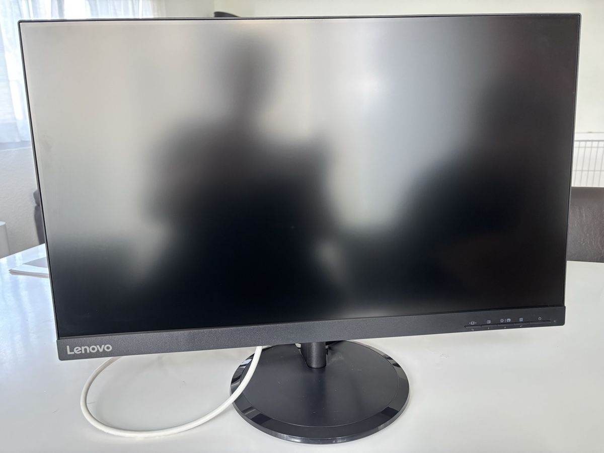 Lenovo Monitor: Monitor Lenovo 23“ – Nuovo (secondo la descrizione) da Tübach venduto da FranCal8