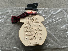 Adventskalender Schneemann aus Holz