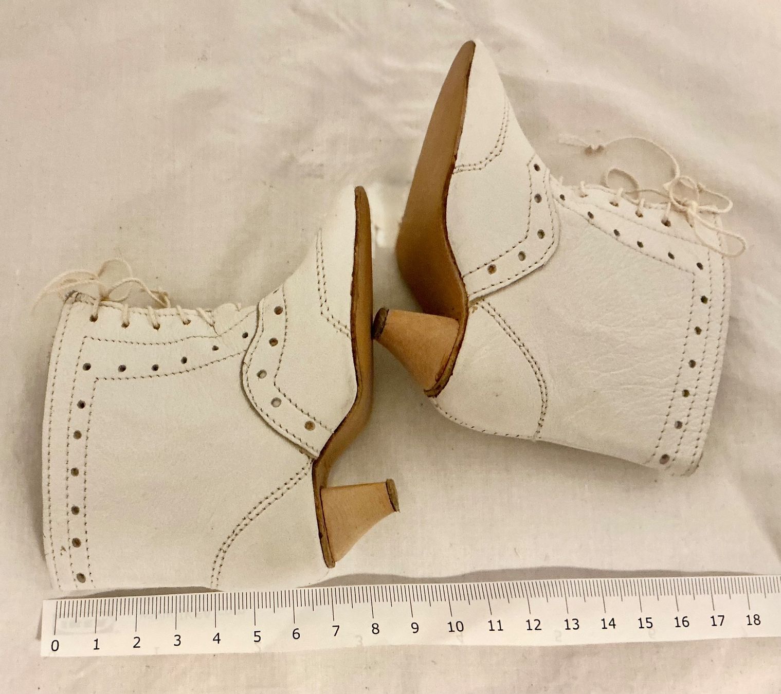Bambole: WUNDERSCHÖNE ANTIKE PUPPEN LEDERSTIEFEL – Usato da Zell LU venduto da Silvermemory 4