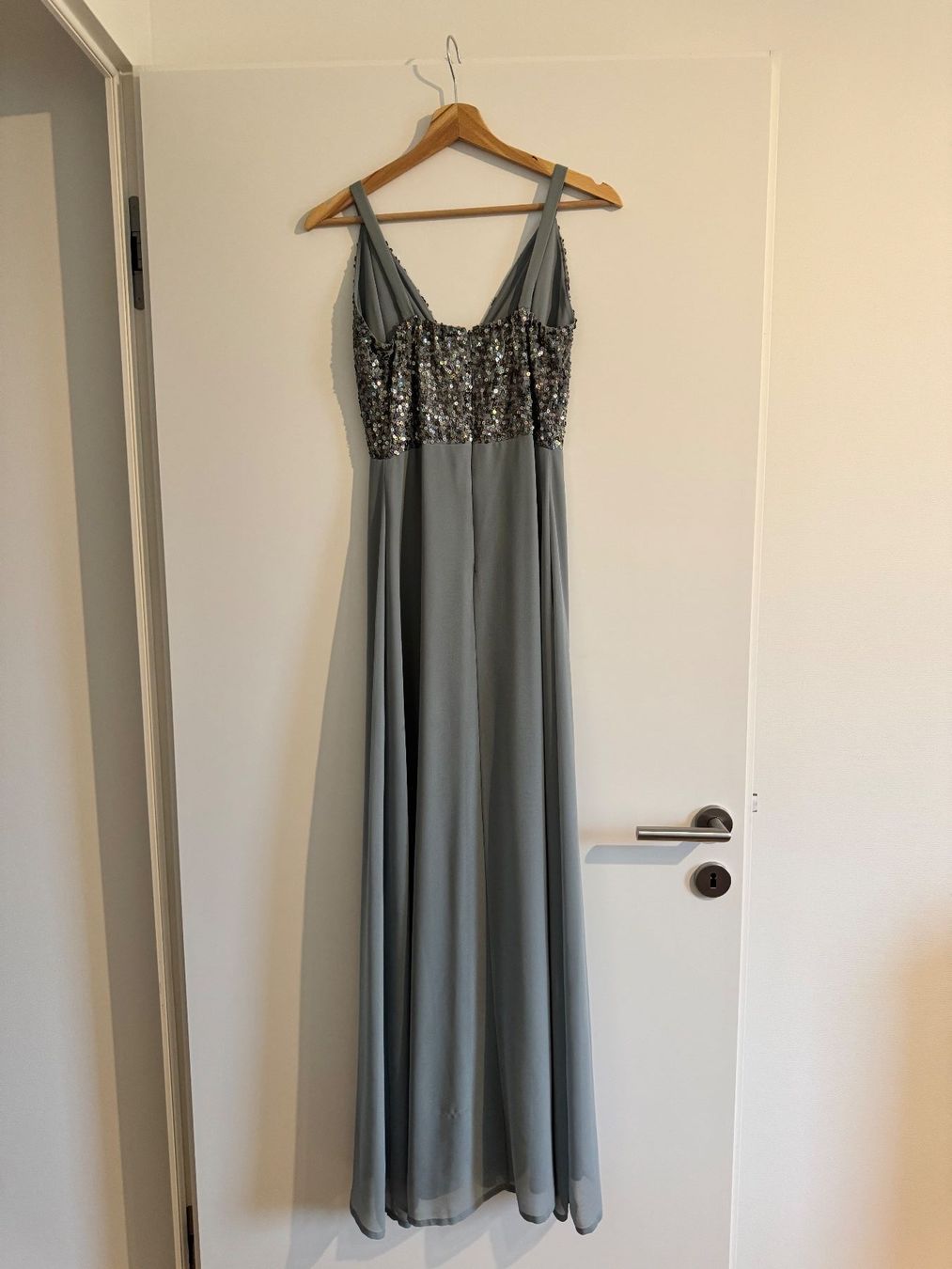 Kleider: Abendkleid/ Paillettenkleid Gr. S – Gebraucht aus St. Gallen von nikolasbong 1