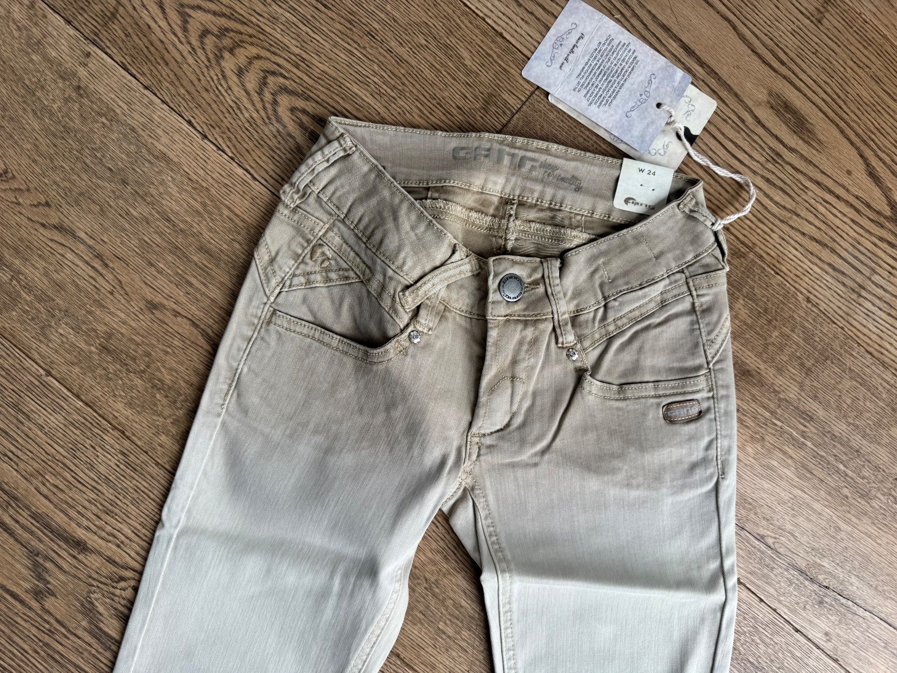 Pantaloni: Hose, Shorts Gang //NEU// 24 – Nuovo (secondo la descrizione) da Stettfurt venduto da outlet72 1