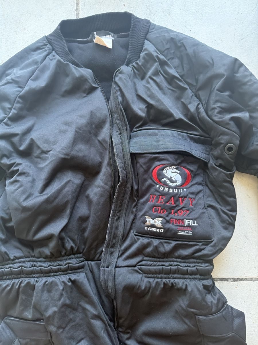 Tauchanzüge: Black winter overall size L used condition – Gebraucht aus winterthur von iva_j2h5 1
