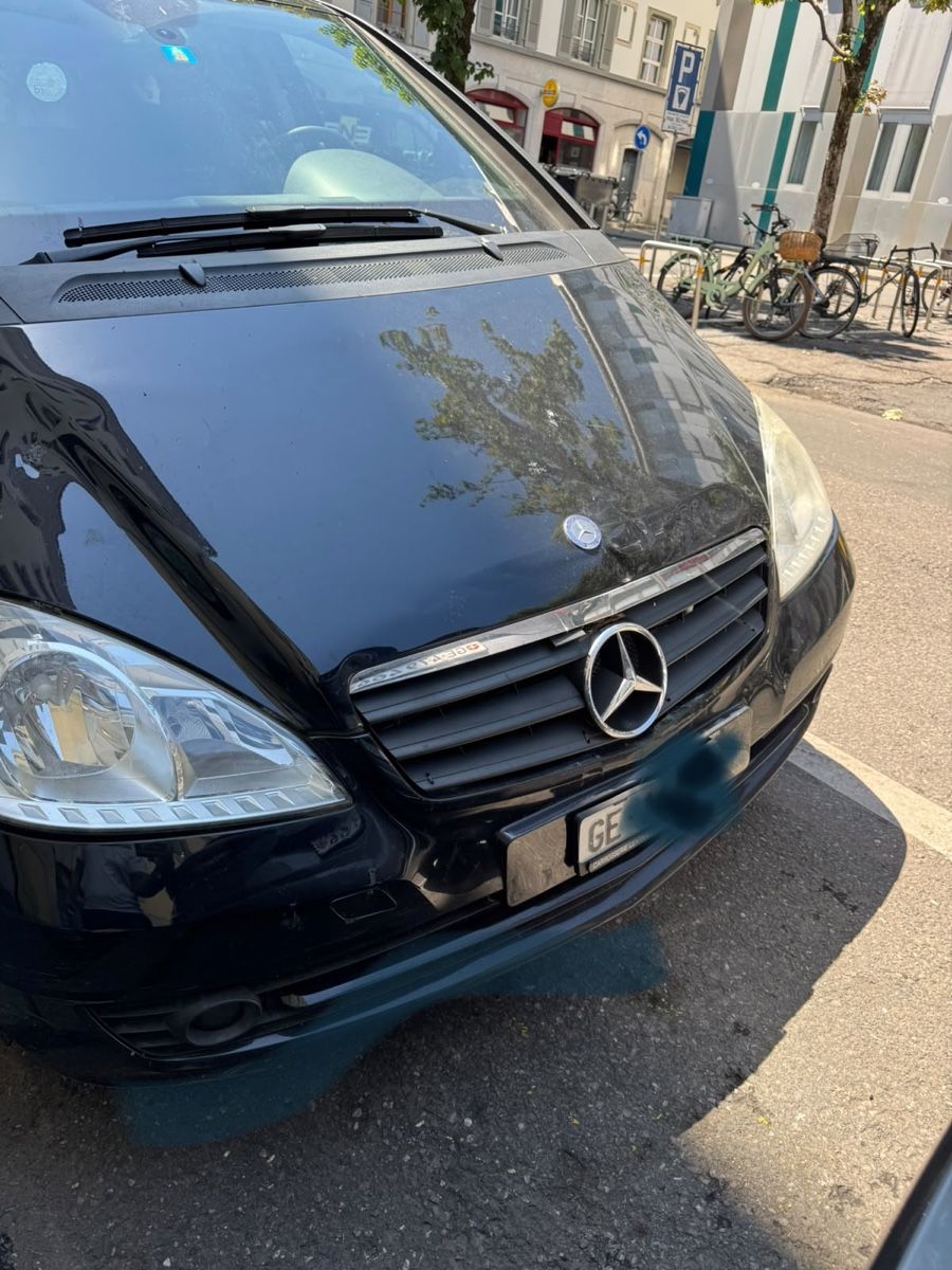 Mercedes-Benz Autos: Mercedes A 160 – Gebraucht aus Genève von Richard-rich