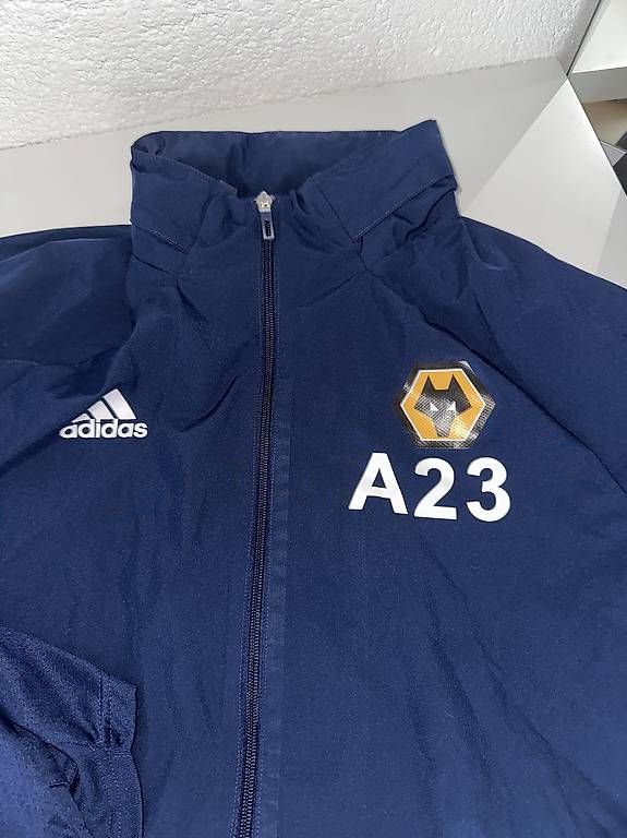 Canottiere & Pantaloni: Adidas wolverhampton set – Usato da Hitzkirch venduto da Oli.Fashion