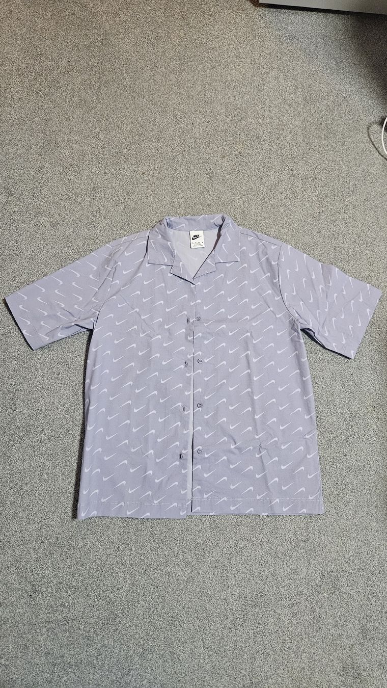 Camicie: Nike Unisex Hemd Gr.XS – Nuovo (secondo la descrizione) da Sax venduto da Kieselstei