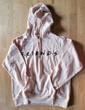 Hosen und Hoodies