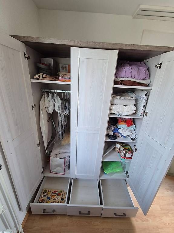 Armoires: Kinderkleiderschrank – D'occasion à Niedergösgen par Perunasalaatti 3