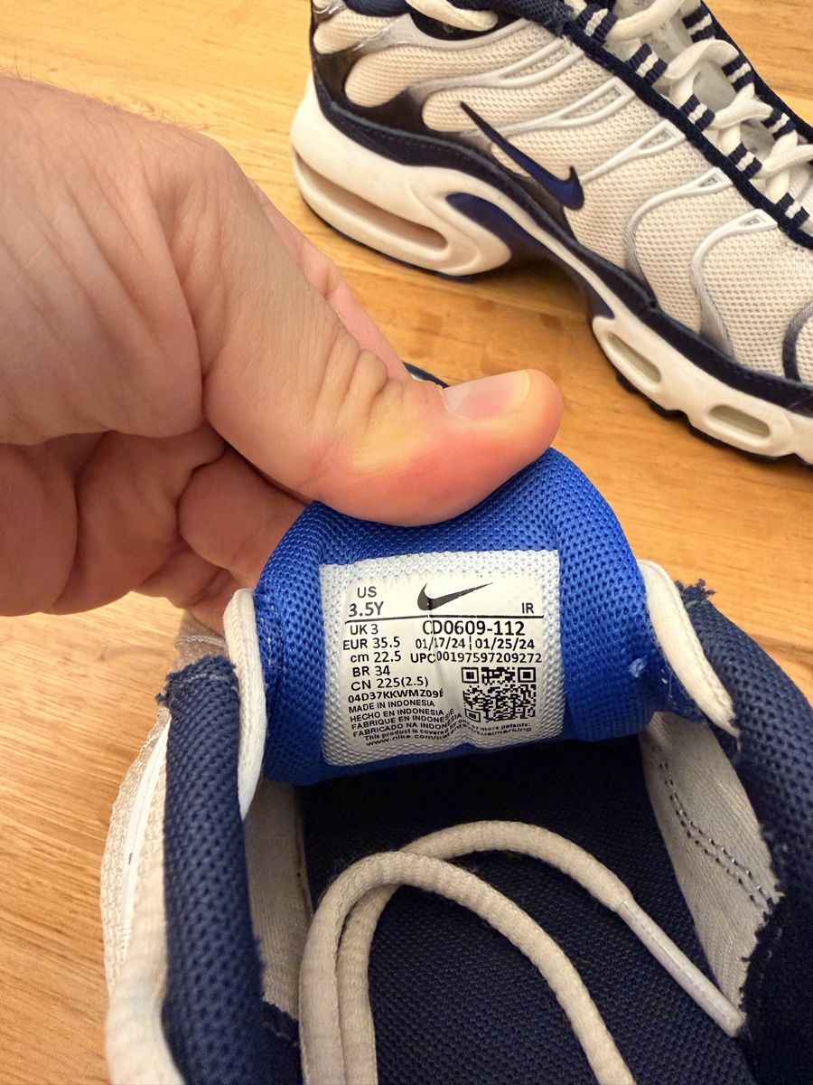 Herrenschuhe: Baskets Nike Air Max Plus blanc bleu pointure 35.5 – Gebraucht aus Bellevue von dol_dfm2 4