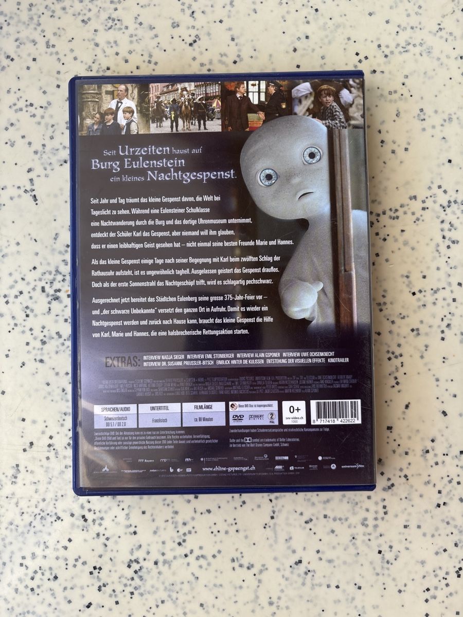 Tutti i DVDs: DVD: S'Chline Gspängst - Ein Klassiker (01) – Usato da Ruswil venduto da ois_li_ois_ 1