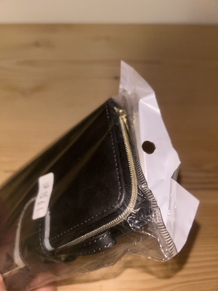 Covers & Schutzfolien: iPhone 15 Hülle schwarz mit Reisverschlussfach – Neu und originalverpackt aus Pfaffhausen von Lucky_Nut 3