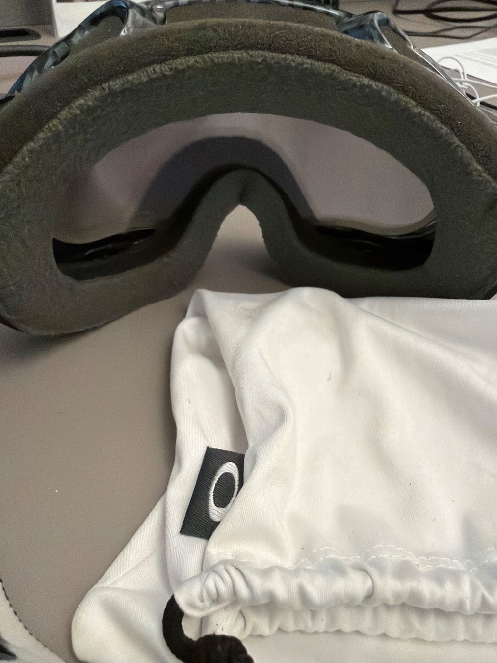 Oakley Brillen & Gläser: Oakley goggles – Gebraucht aus COMMUGNY von toutdoitdisparaitre 2