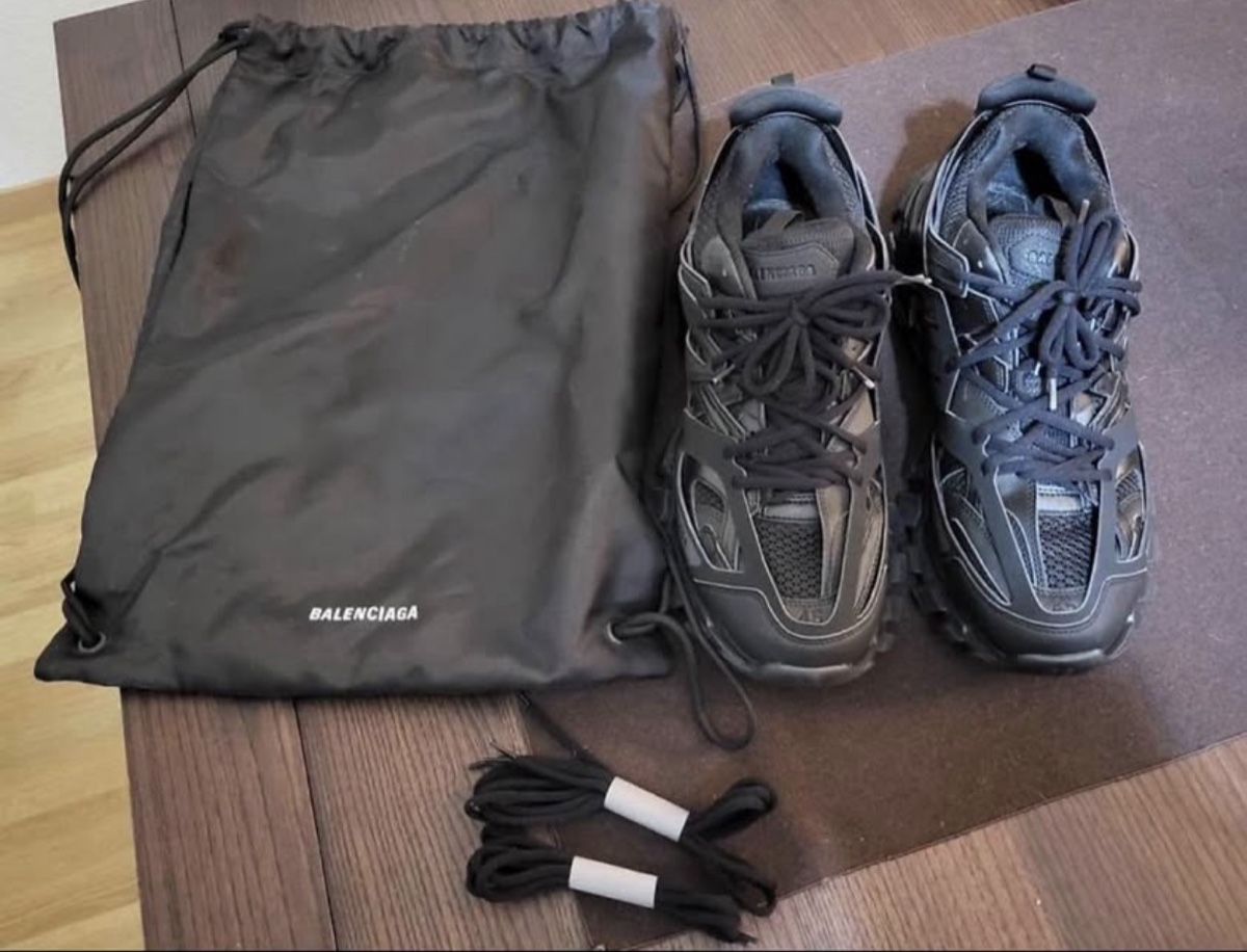 Balenciaga Scarpe da uomo: Balenciaga Track Clear 45 – Nuovo (secondo la descrizione) da Cornaux NE venduto da Kalou1995