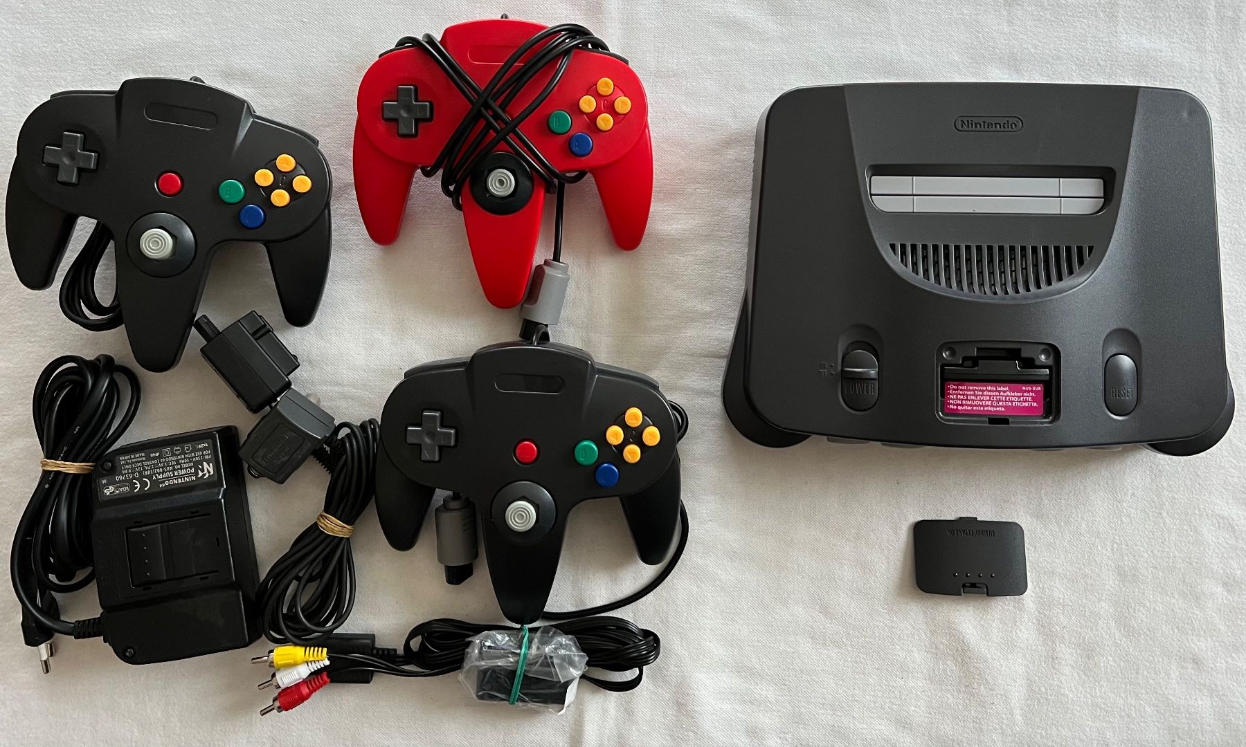 Nintendo Console: Nintendo 64 ink. 3 Controller & 10 Games Top Set – Usato da Rebstein venduto da gimmma