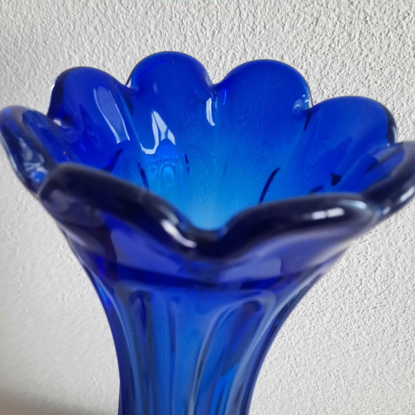 Murano Vasen & Gefässe: Murano Vase mit zwei Tulpen – Gebraucht aus Wetzikon von Perle025 2