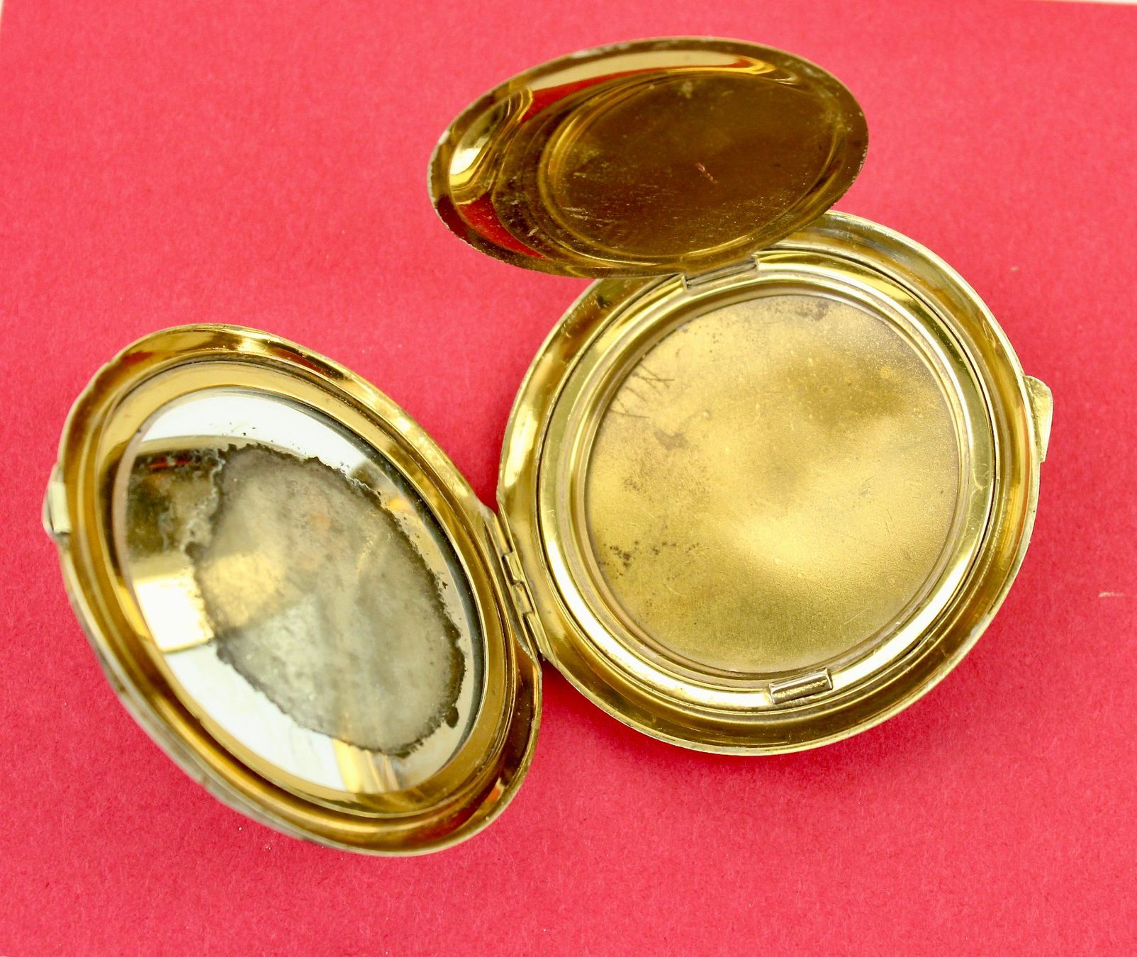 Make-up: EMU BRAND, PUDERDOSE MIT PERLMUTTER, ENGLAND UM 1950. – Usato da Grandcour venduto da Flowerstyle 6